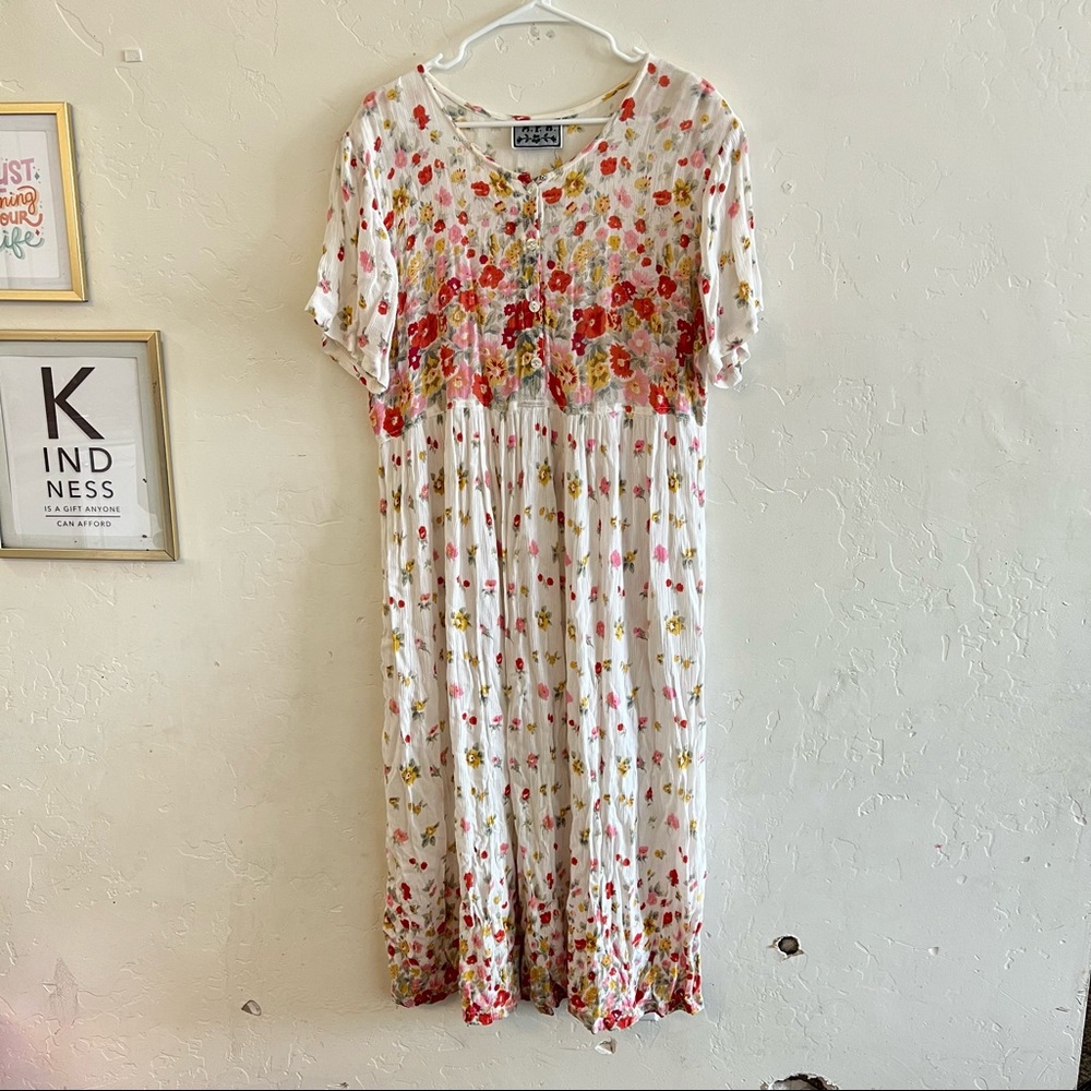 Vintage M.P.H. Cream & Coral Floral Print Short Sleeve Maxi Dress
